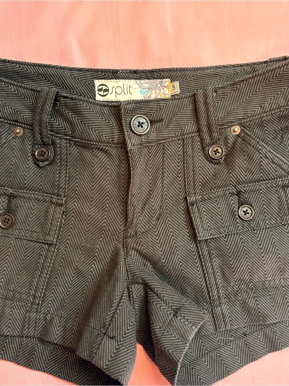 Herringbone low rise Cargo Shorts - Picture 3 of 5